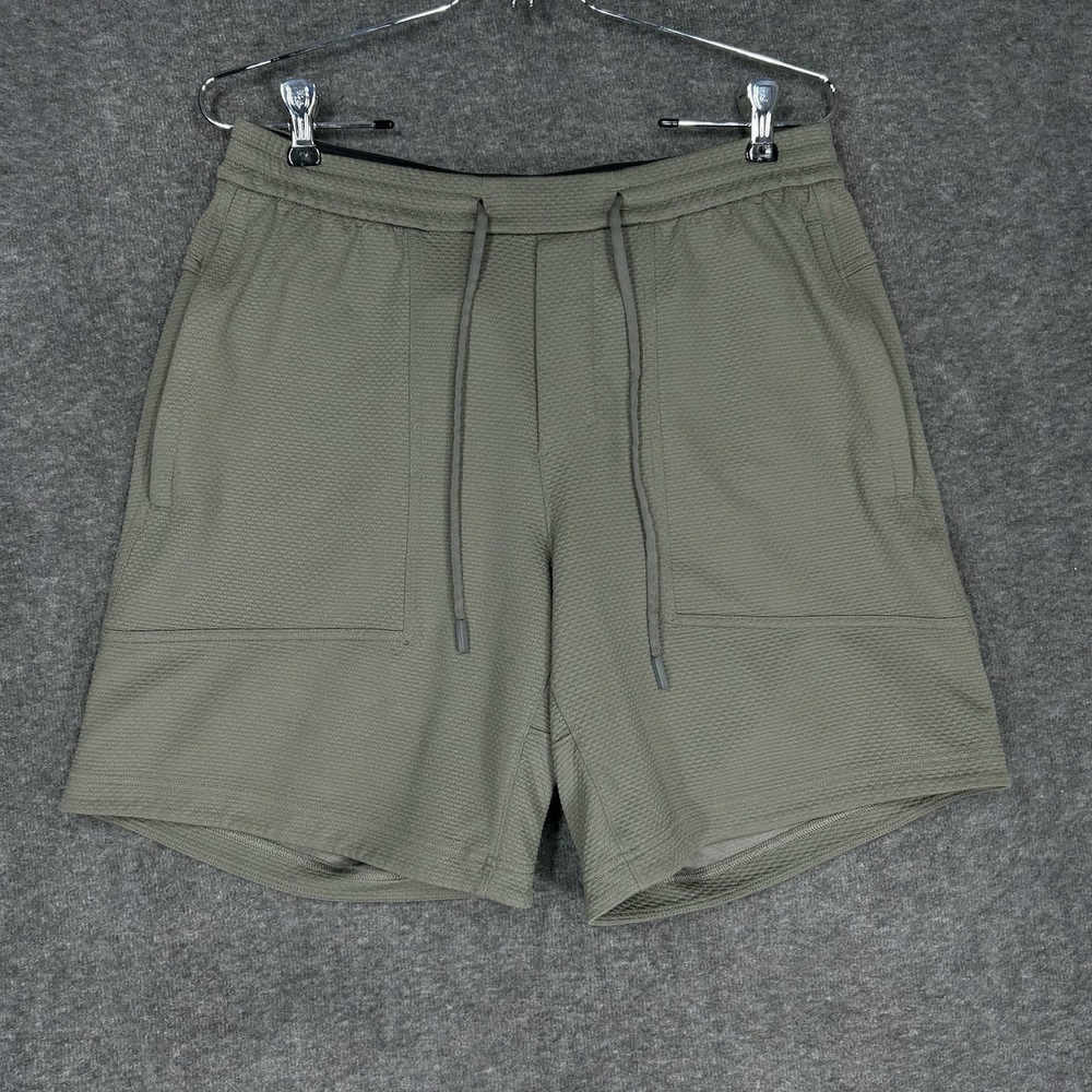 Lululemon Relaxed-Fit Training Short Mens M Green Woven Drawstring 8" inseam